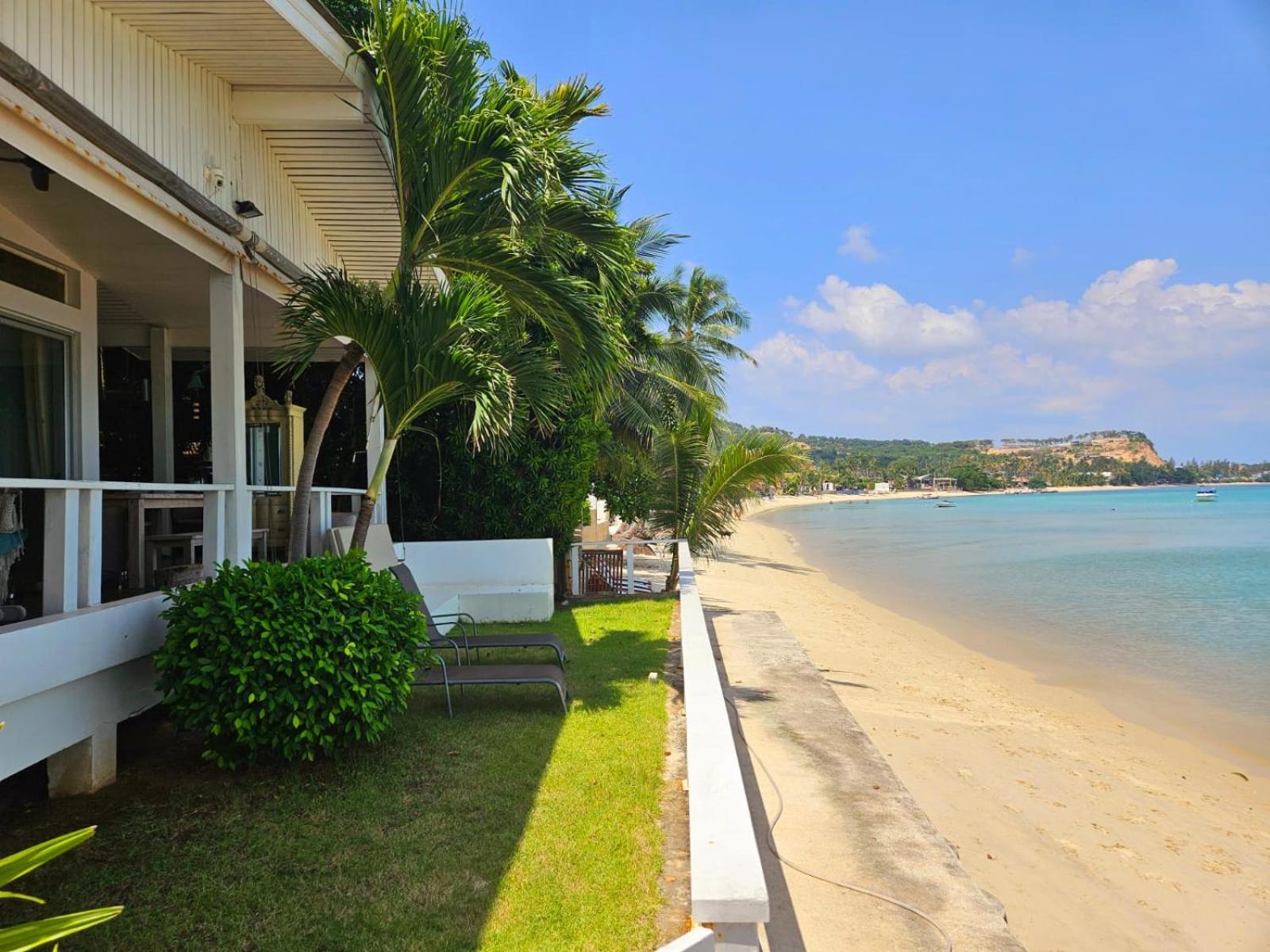 Ban Mok Talay Beachfront Villa Bangrak Kültér fotó
