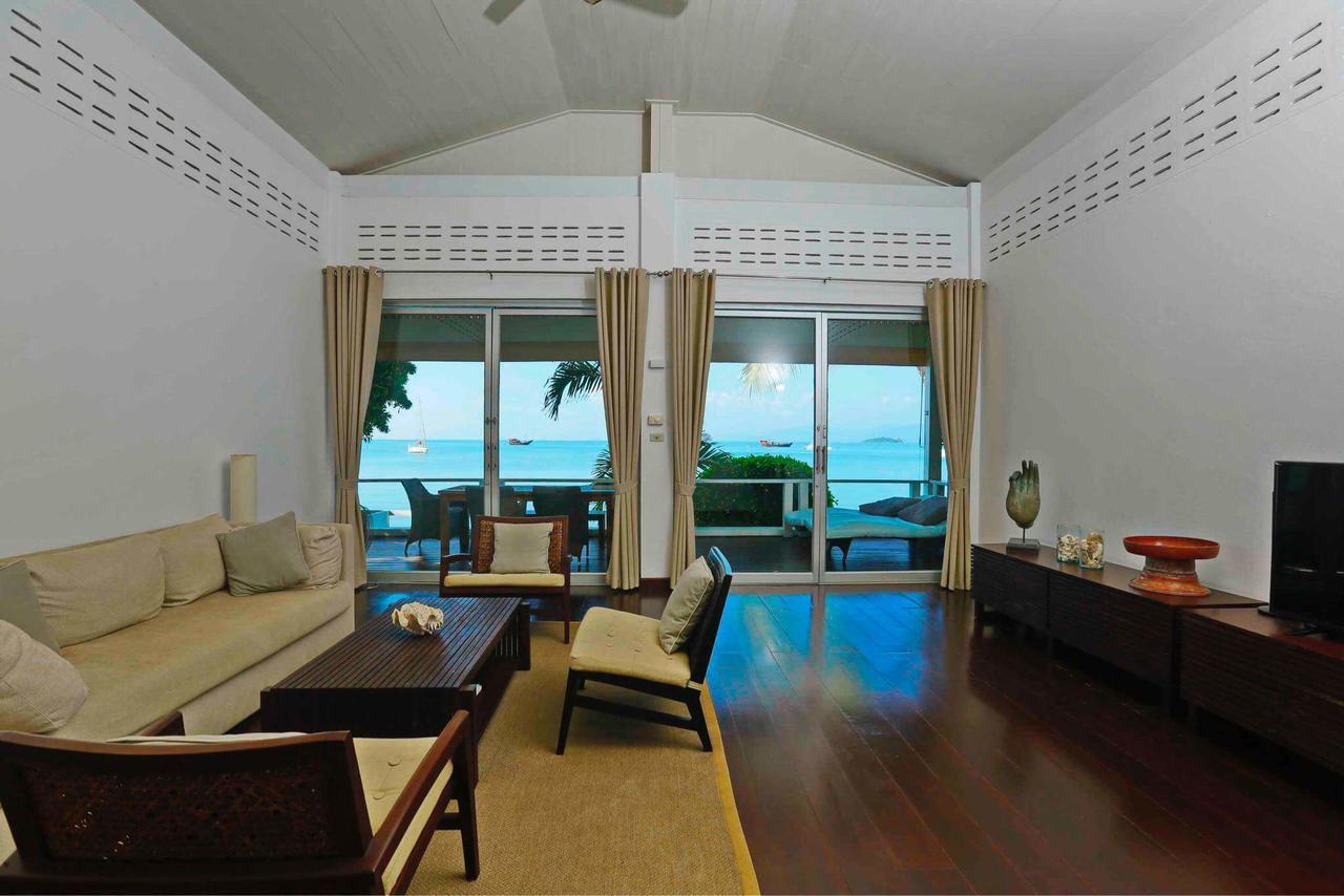 Ban Mok Talay Beachfront Villa Bangrak Kültér fotó